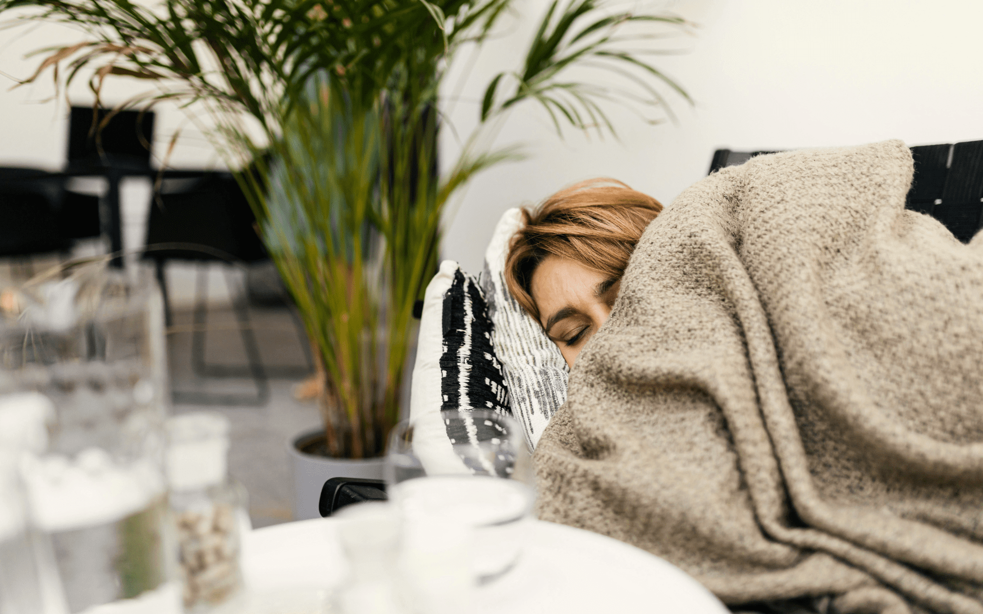 Why-You’re-More-Tired-in-Winter-Melatonin-Sleep-and-How-to-Fix-Your-Circadian-Rhythm